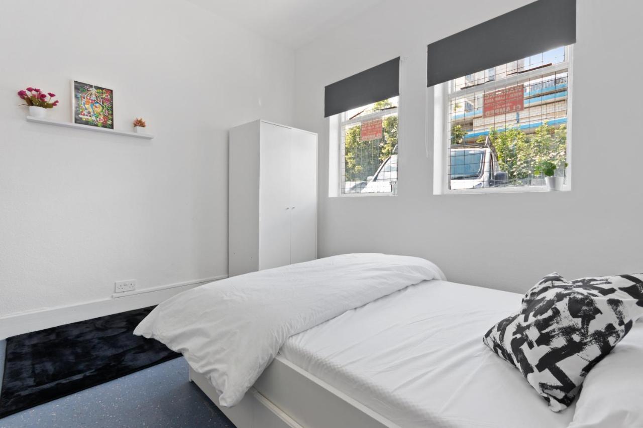 Fantastic 2Bd Barking Stay With Links To The City! Londres Exterior foto